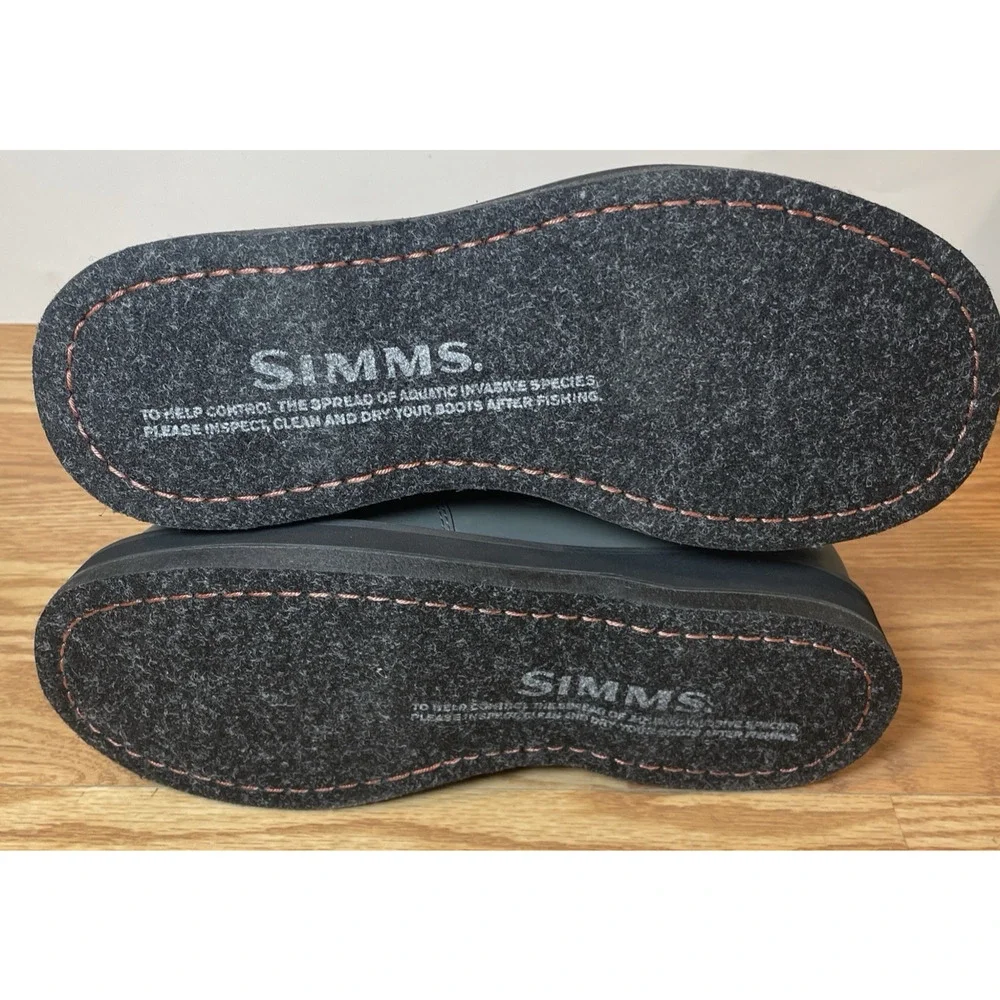 Simms Men's Tributary Boot - FELT - NEW w/BOX - SIZE 8 - Fishing-Hunting-Wading
